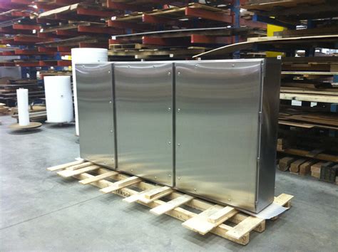 steel box fabrication|custom metal boxes.